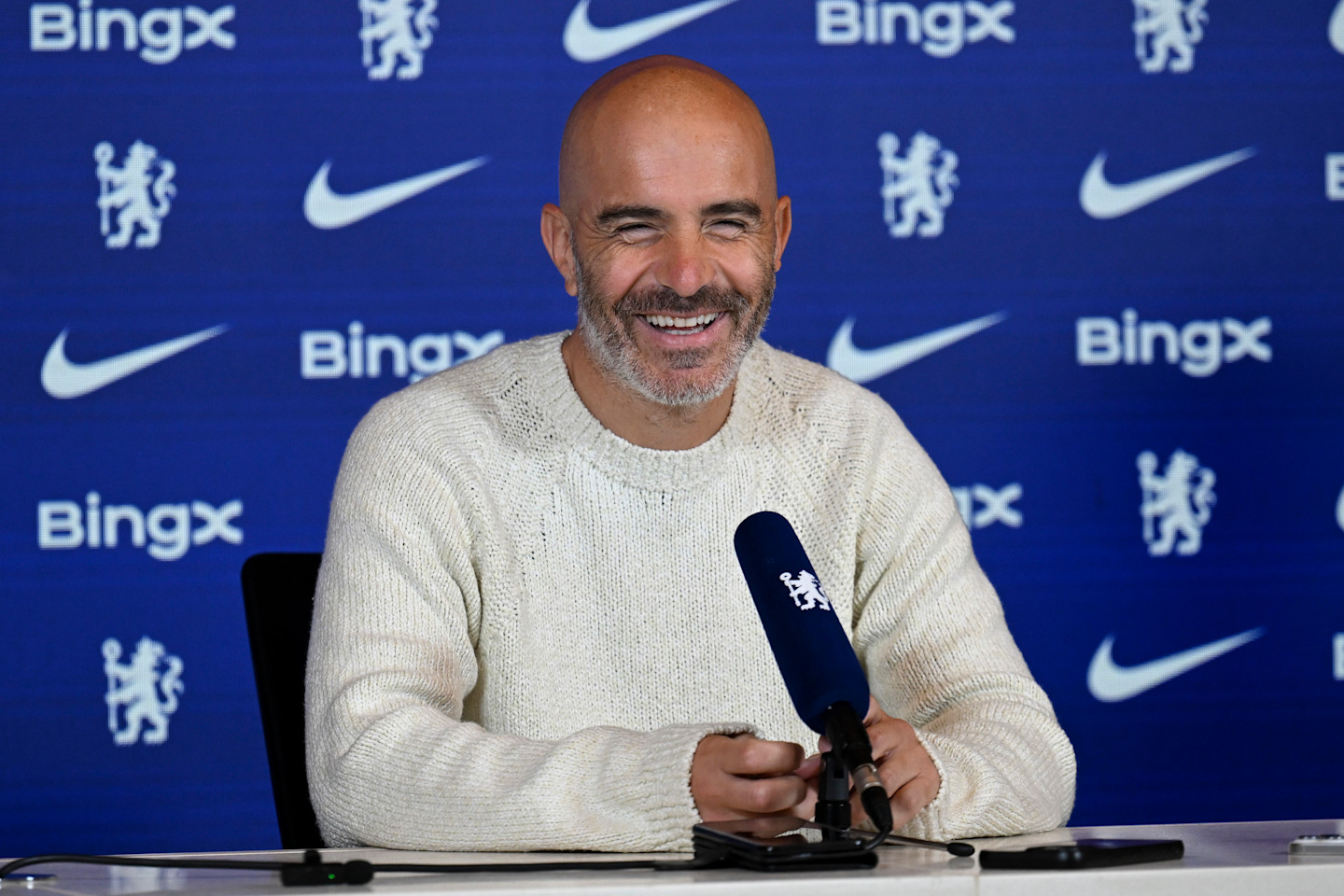 Enzo Maresca delivers Chelsea team news ahead of Manchester United