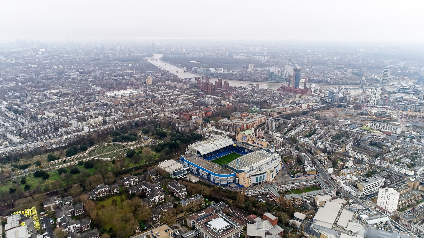 Stamford bridge stadium fulham hi-res stock photography and images