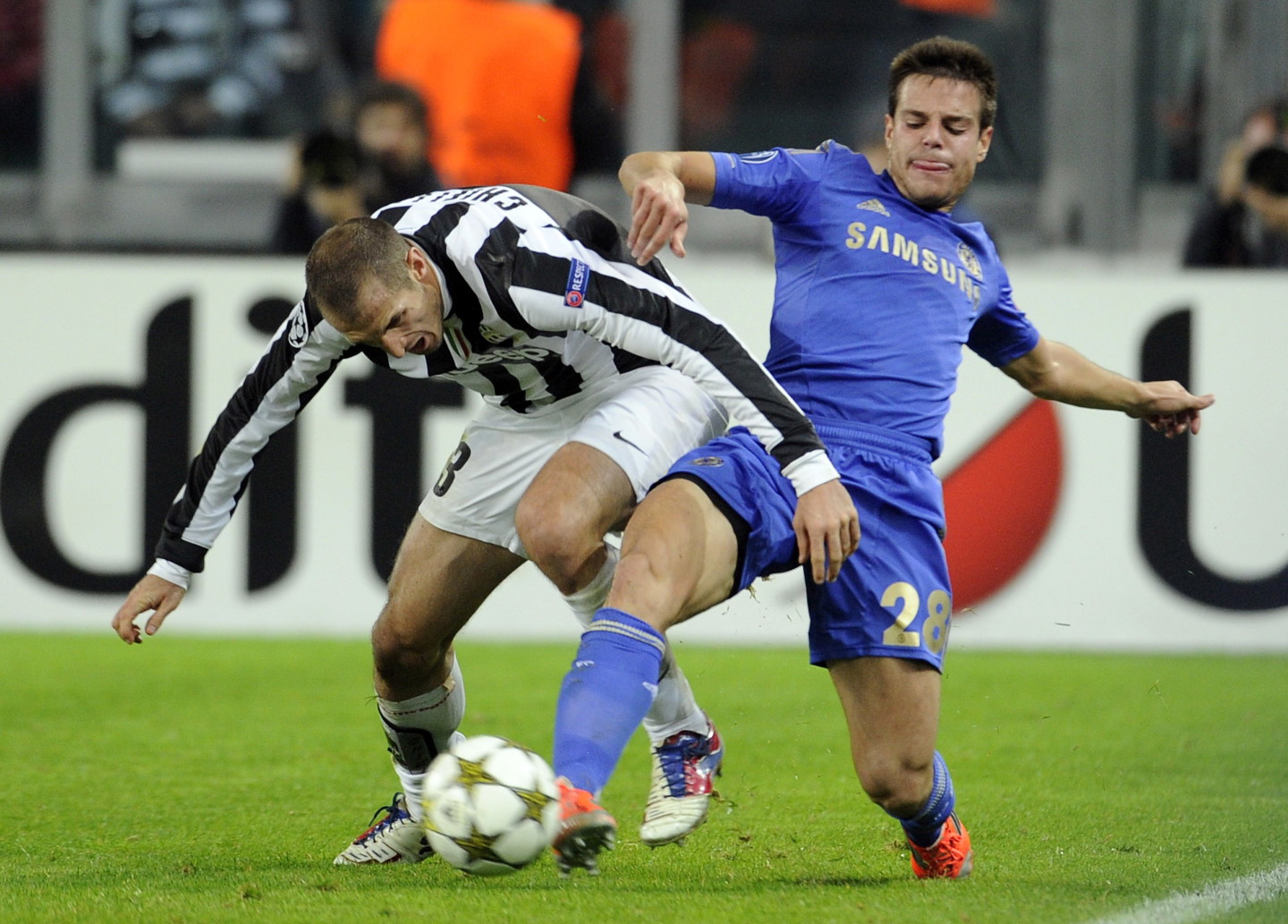Juventus survet sales 2020