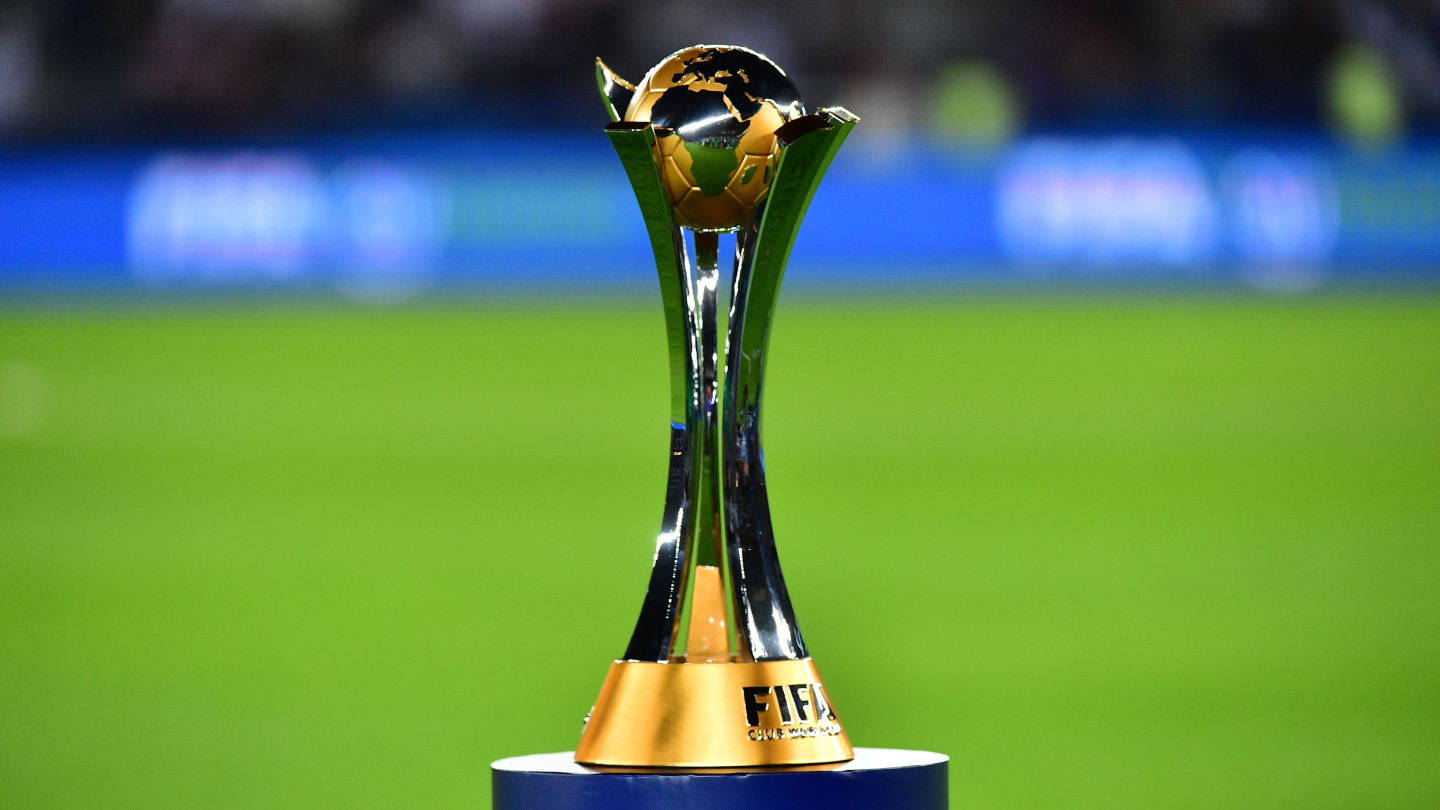 FIFA Club World Cup -- Trophy (International clubs)