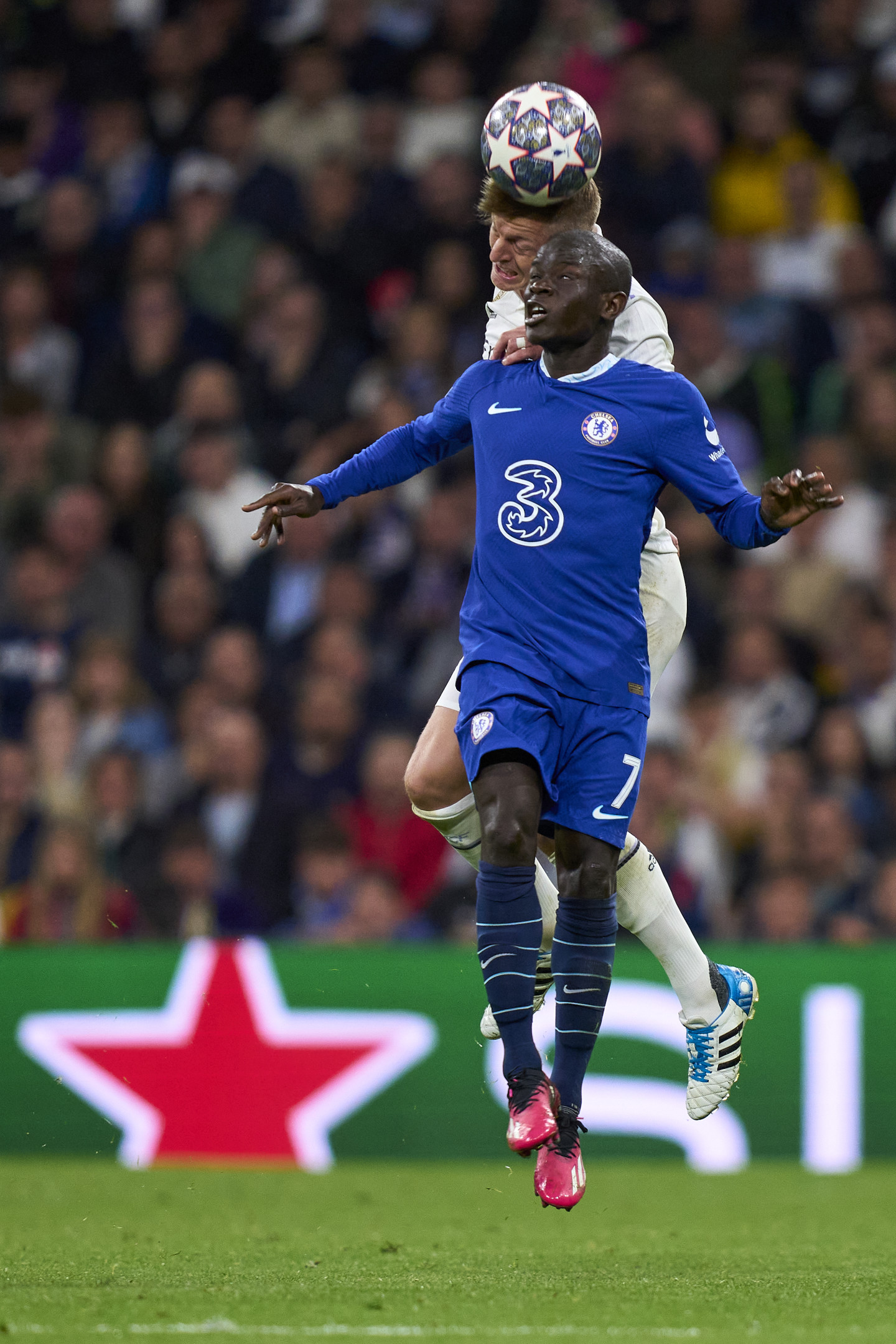 Football news deals tonight