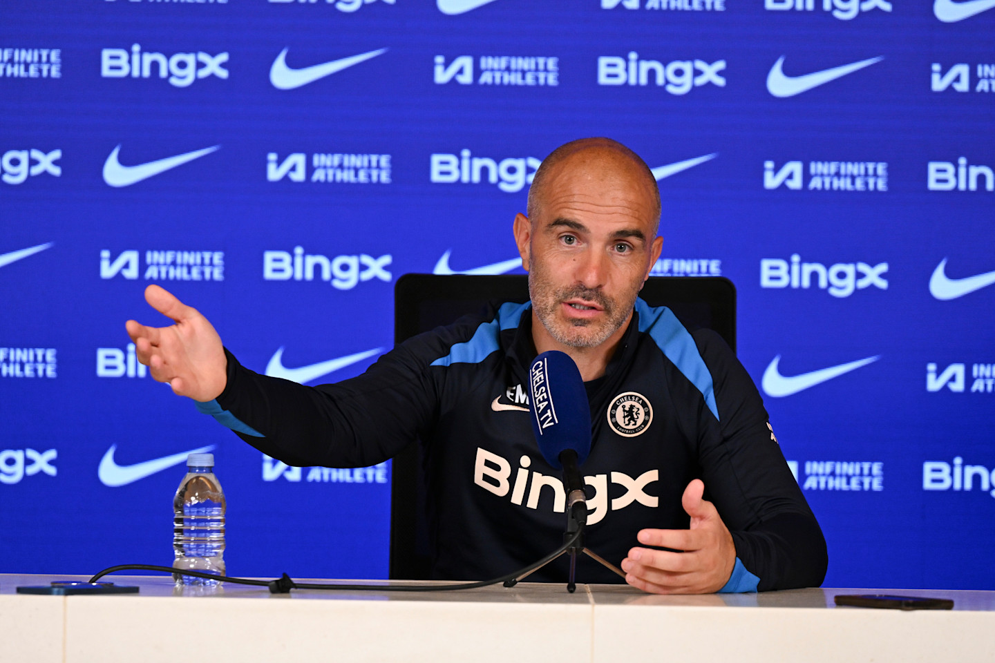 Enzo Maresca praises midfield duo and updates on winger ahead of Spurs | News | Official Site | Chelsea Football Club