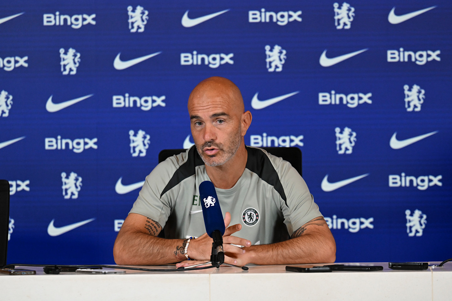 HLV Chelsea tiết lộ liệu Garnacho có ra sân chính thức đấu MU không? 5 enzo-maresca-chelsea