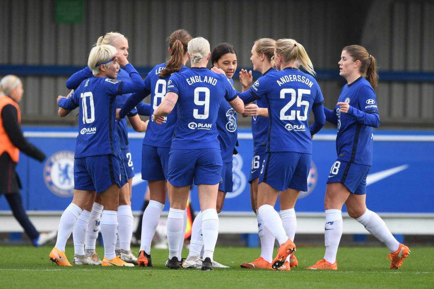 How to watch chelsea women's games on sale
