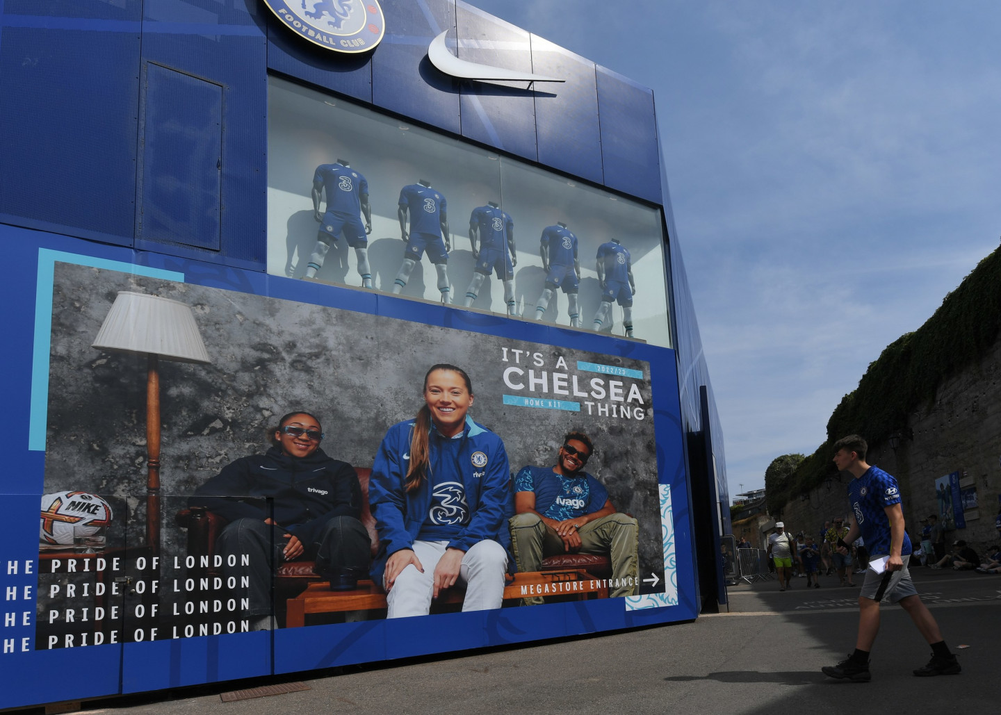 FC Chelsea Megastore  Retail concept with high appeal